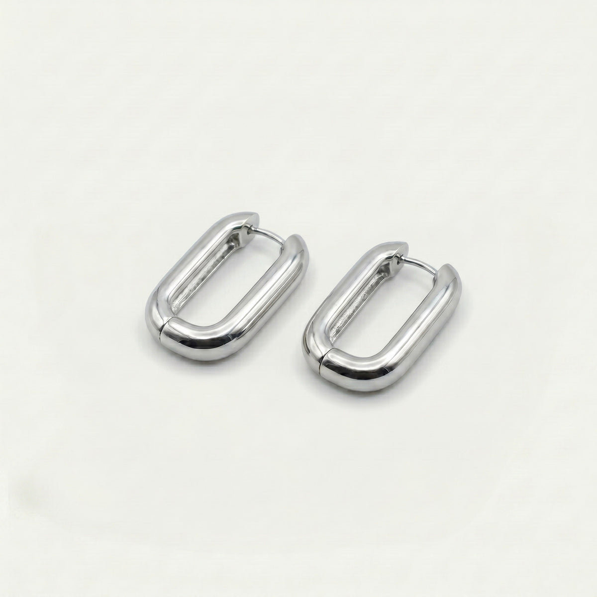 Elly Grande Hoops